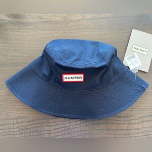 Hunter bucket hat